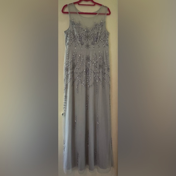 Amelia Rose Sequined/Beaded Maxi Dress (Women’s 10) - Picture 2 of 9